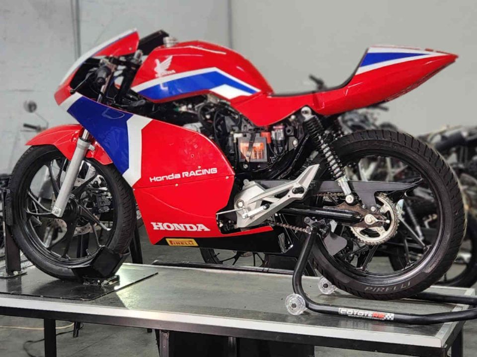 Honda CG 160 da Junior Cup do Superbike Brasil